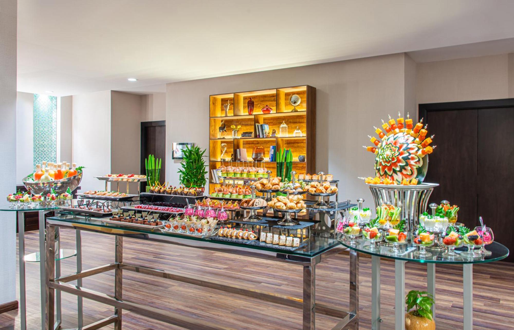 Holiday Inn Riyadh Al Qasr By Ihg Exterior foto