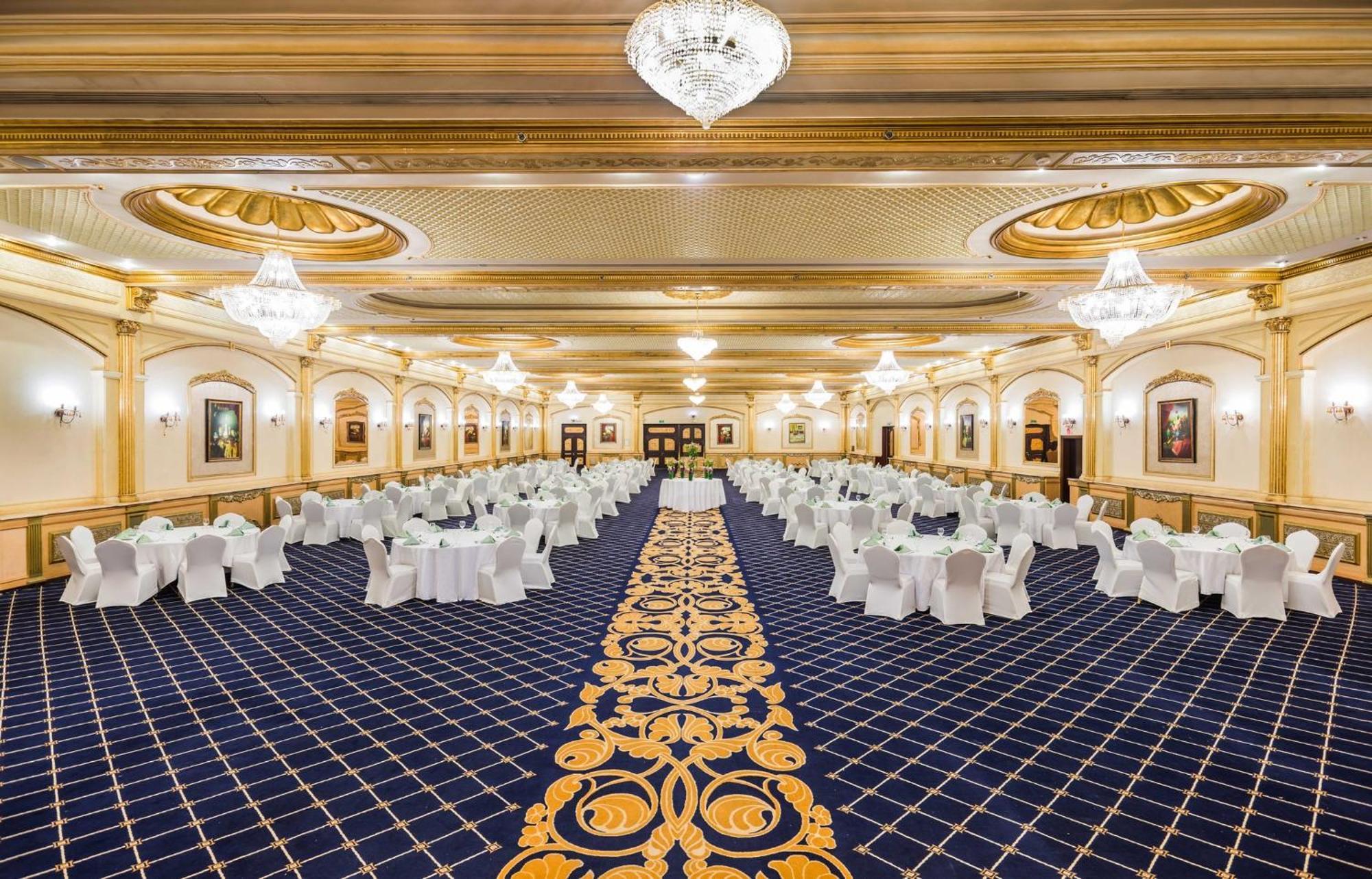 Holiday Inn Riyadh Al Qasr By Ihg Exterior foto